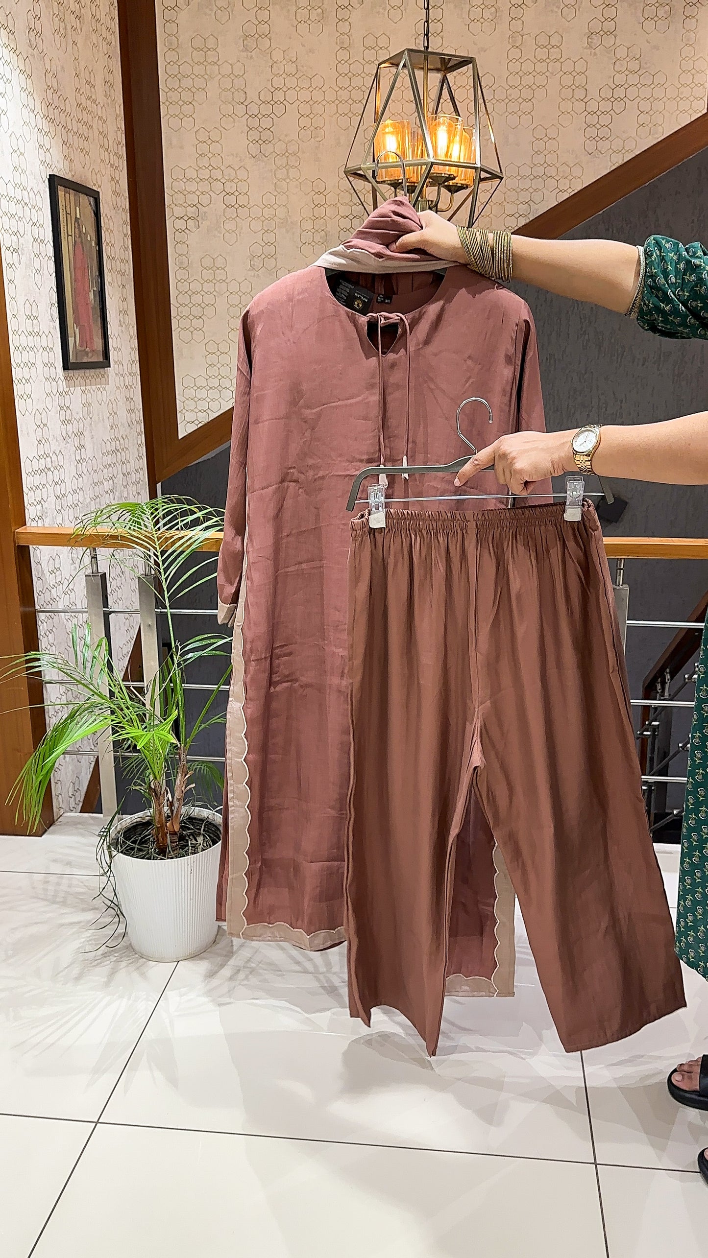 SHOWOFF Artisan Muslin Scallop-Trimmed Casual Elegant Churidar Set With Dupatta