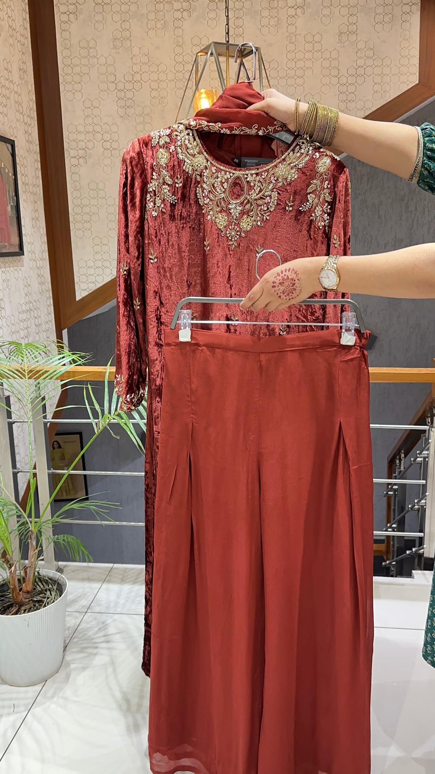 SHOWOFF WOMEN Premium Velvet Designer Churidar Set with Handwork, Organza Dupatta & Palazzo – BRICK Red & Sage Green