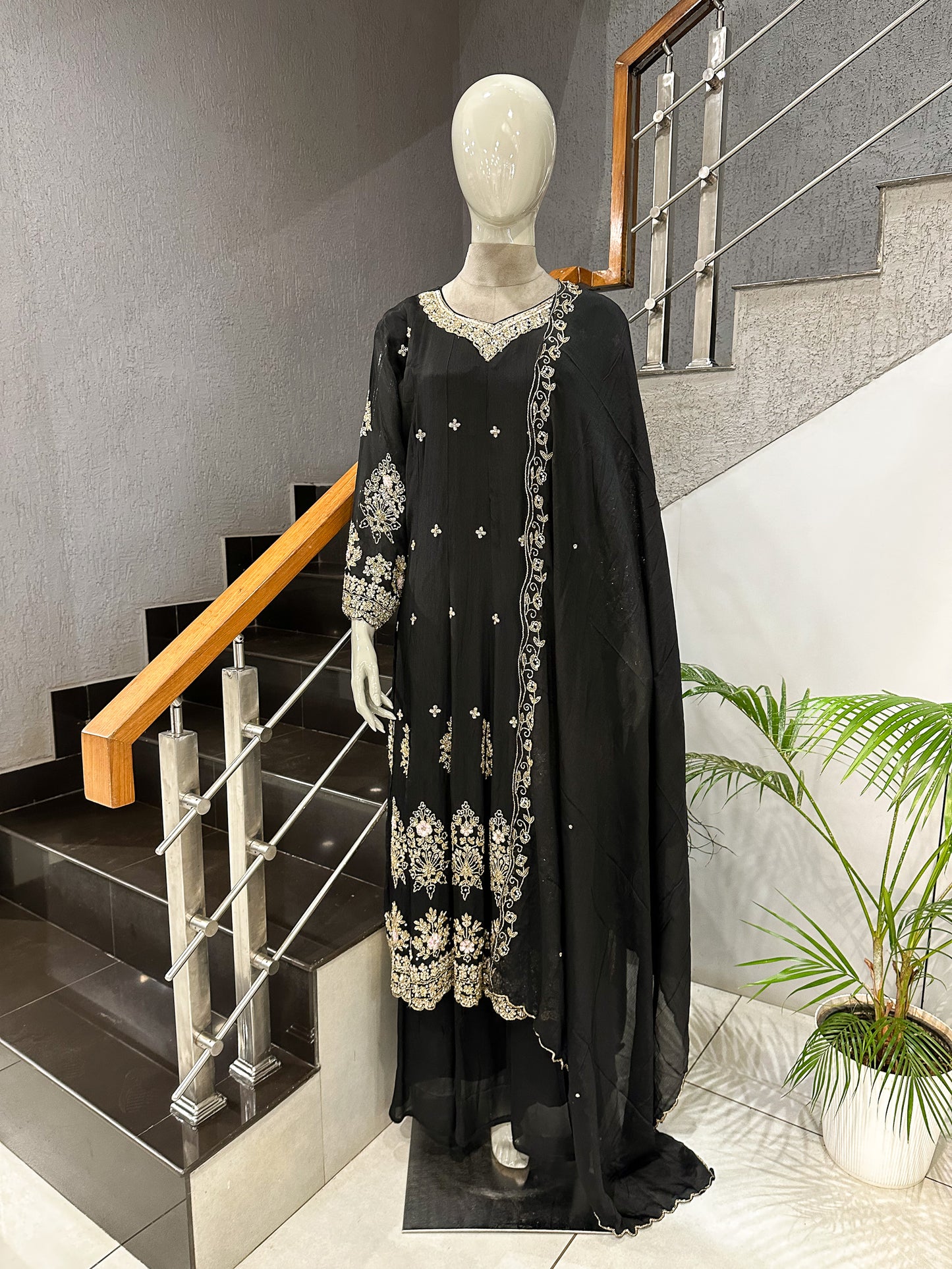 Bold black. Royal gold embroidery. Pure statement elegance 🖤✨