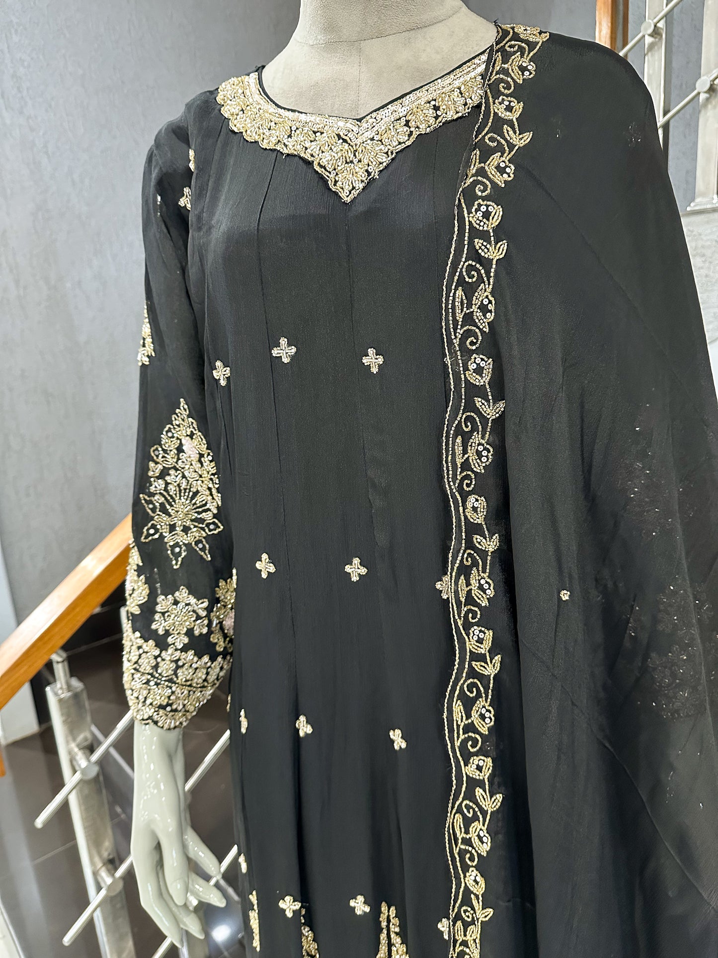 Bold black. Royal gold embroidery. Pure statement elegance 🖤✨