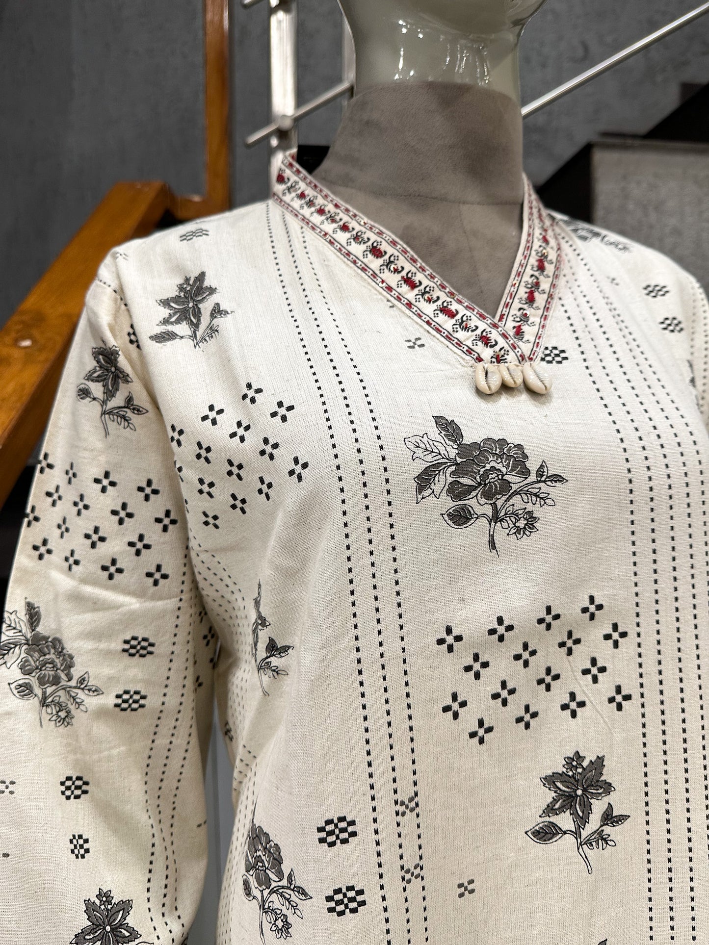 Premium Off White Cotton Printed Straight Kurta for Women | Elegant Floral Ethnic Kurti