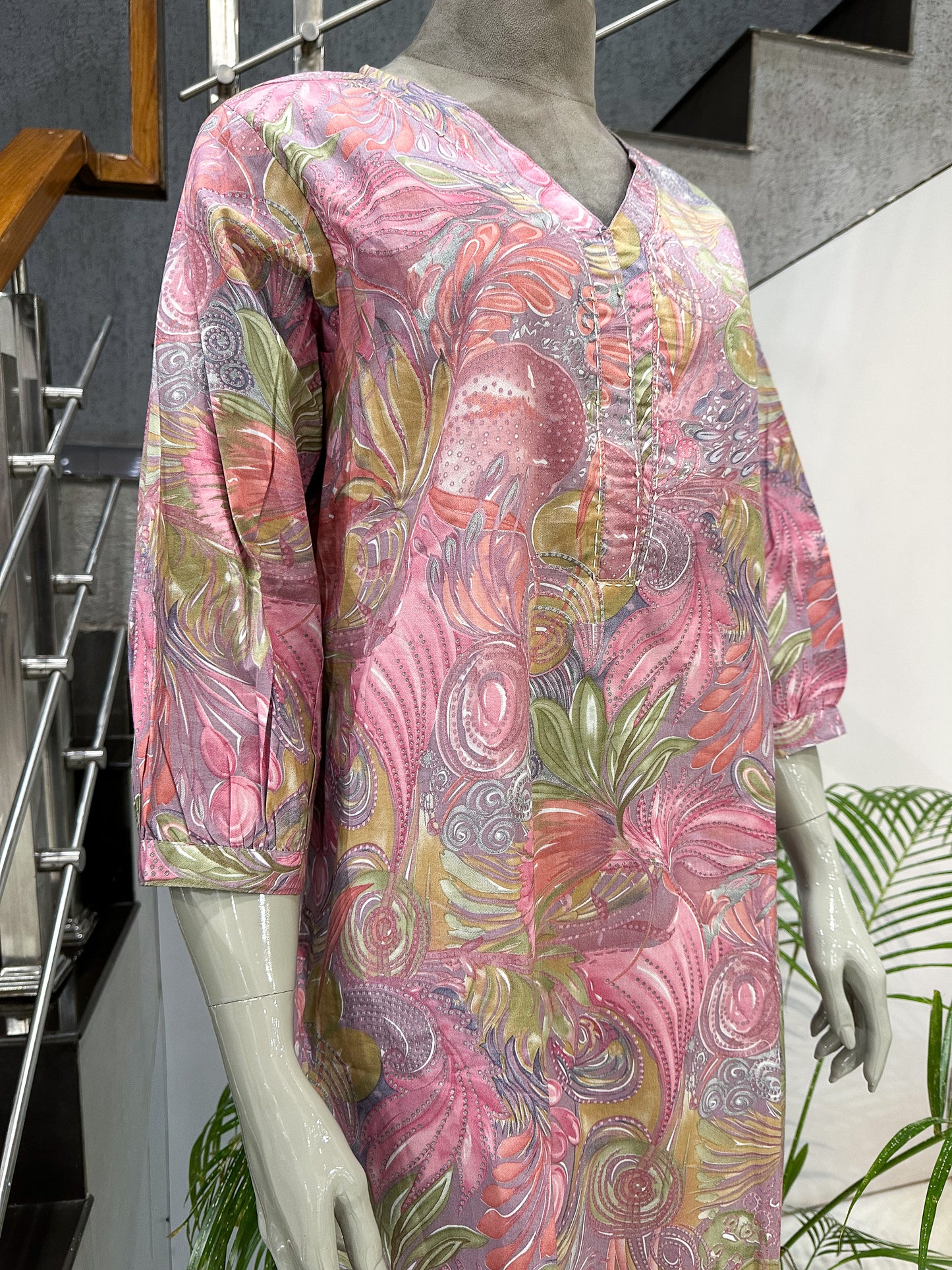 Pink Muslin Ethnic Kurta for Women