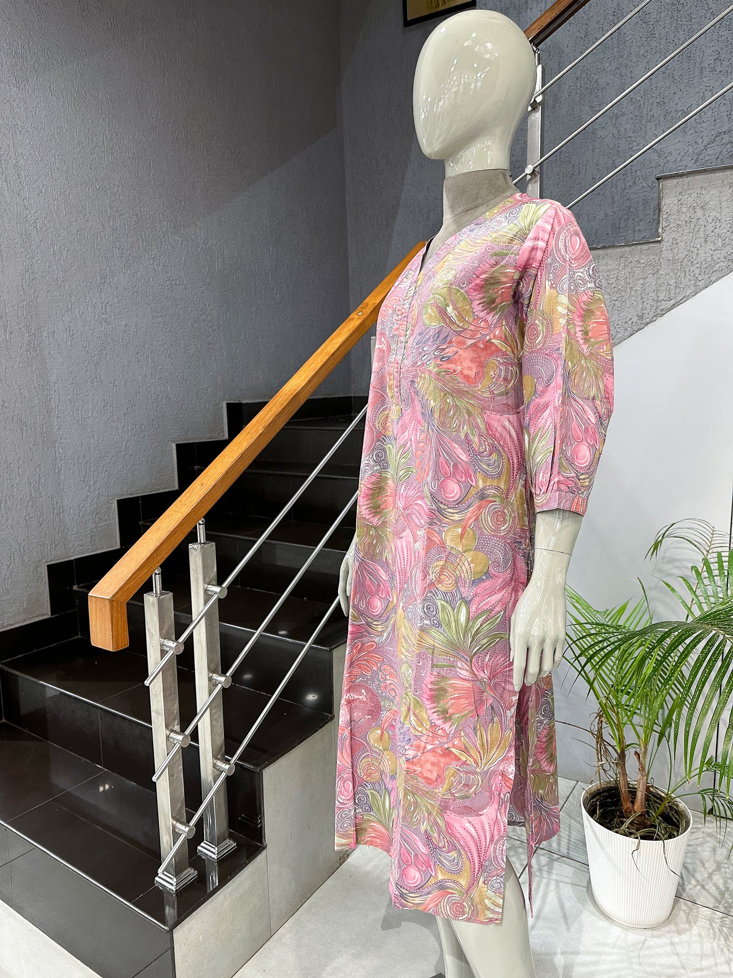 Pink Muslin Ethnic Kurta for Women