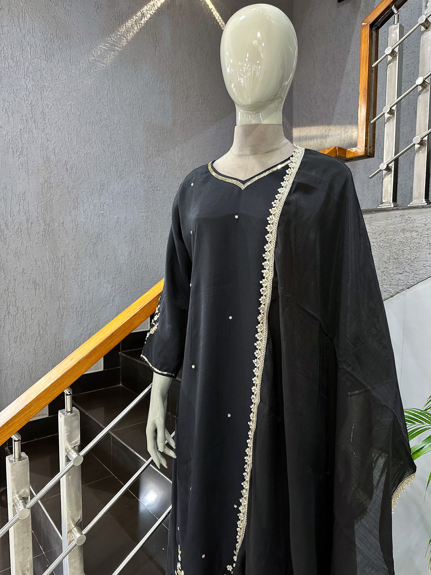 Black Mul Chanderi Party Wear Anarkali Set with Organza Dupatta | Premium Ethnic Wear for Women