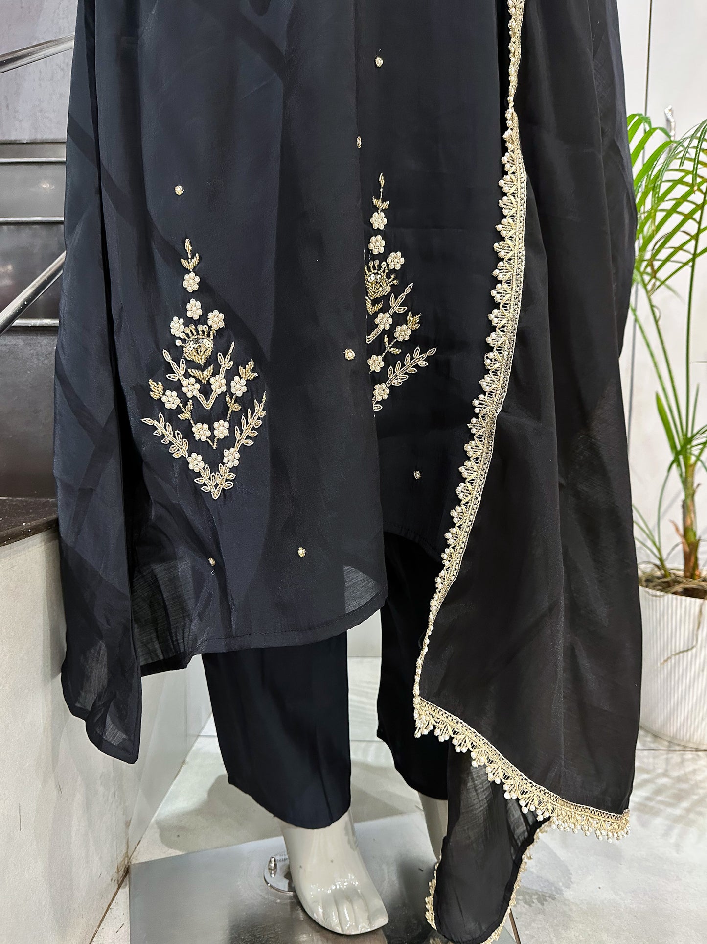 Black Mul Chanderi Party Wear Anarkali Set with Organza Dupatta | Premium Ethnic Wear for Women