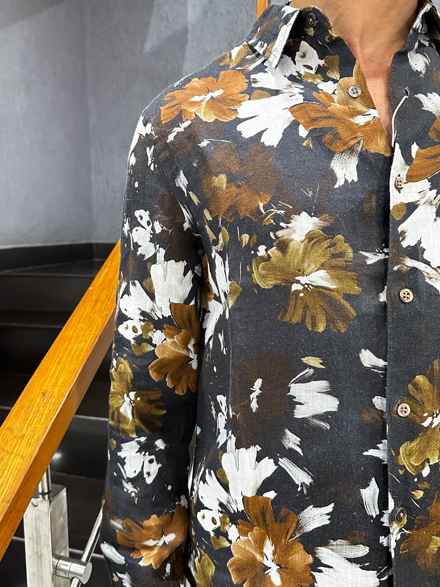 HENIIS Premium Black Floral Linen Digital Print Shirt for Men | Luxury Casual Partywear Shirt