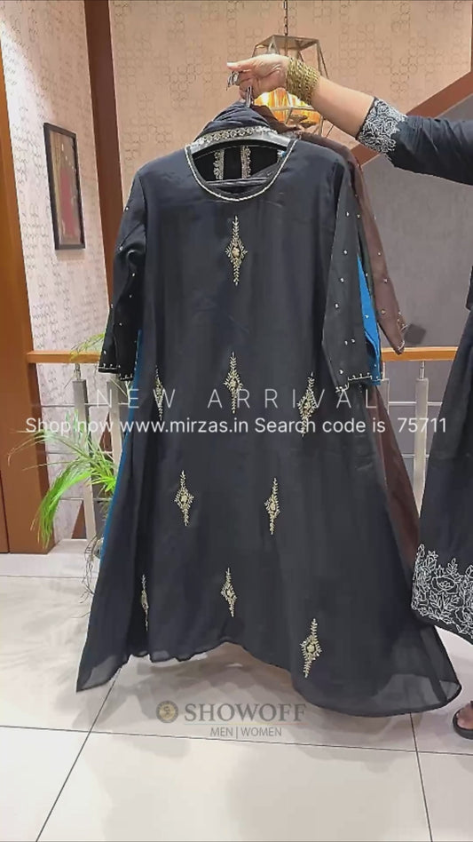 SHOWOFF Premium Mul Chanderi Silk 3-Piece Embroidered Suit Set