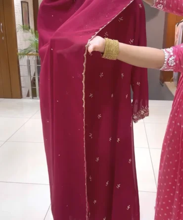 Elegant Rani Pink Anarkali: A Designer's Delight