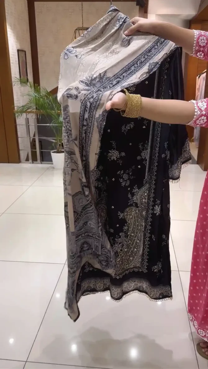 Elegant Black Ethnic Wear Salwar in Crepe Fabric
