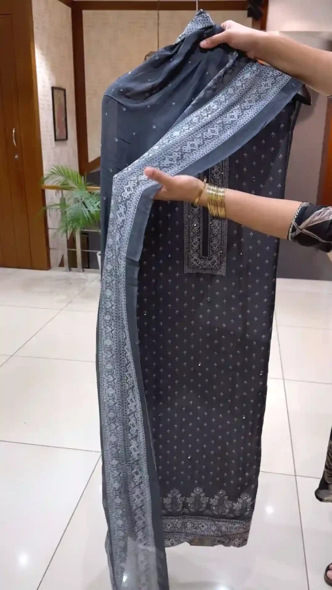 Elegant Grey Muslin Churidars